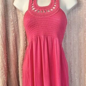 Juicy Couture Halter Tank Top-Pink - Tunic - Smocked - Size
Small